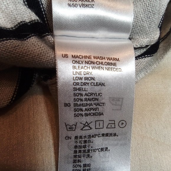 H & M Oversized Top - Picture 9 of 9